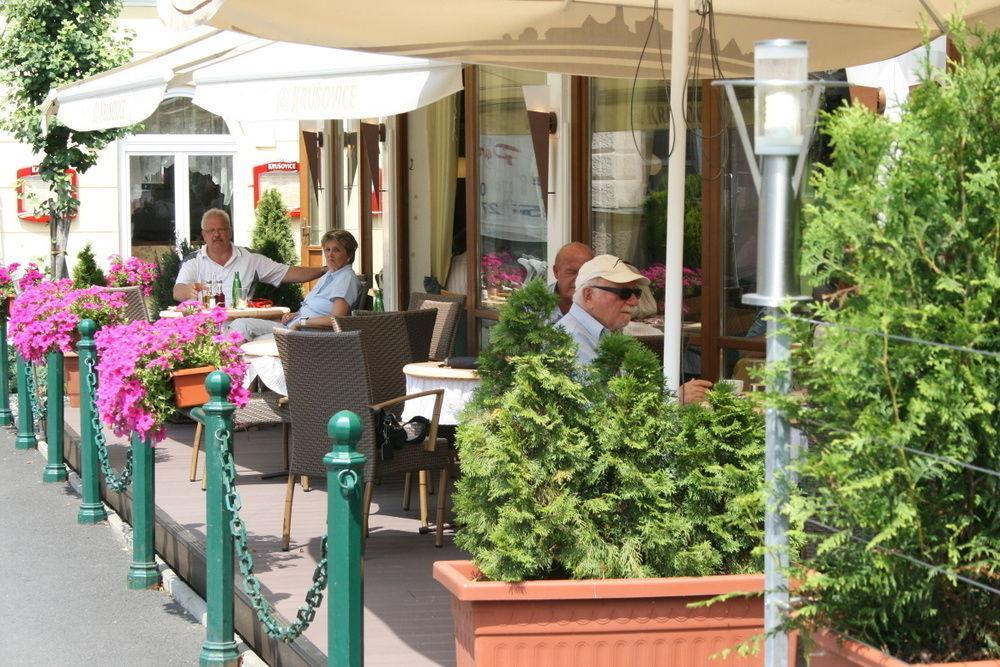 Hotel Malta Karlsbad Exteriör bild