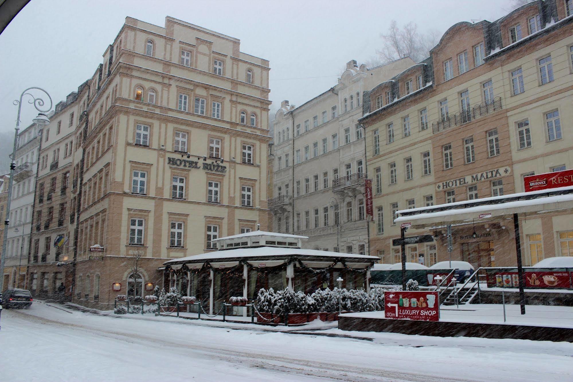Hotel Malta Karlsbad Exteriör bild