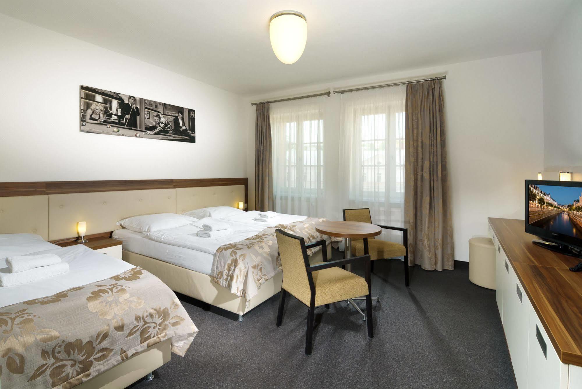 Hotel Malta Karlsbad Exteriör bild